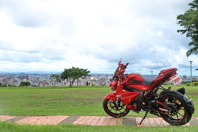 艷紅赤丸 Suzuki GSX-S150